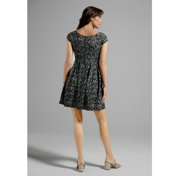 Modcloth - Never Let You Go Fit and Flare Dress 4x NWT - Picture 4 of 7